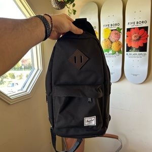 Herschel Heritage Sling Bag